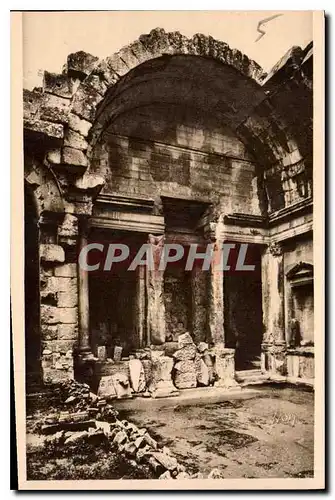 Ansichtskarte AK Nimes Gard Jardin de la Fontaine L'Interieur du Temple de Diane