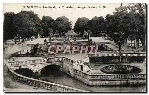 Ansichtskarte AK Nimes Jardin de la Fontaine vue generale