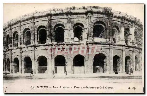 Cartes postales Nimes Les Arenes Vue exterieure Cote Ouest