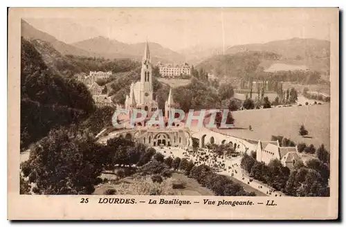 Cartes postales Lourdes La Basilique Vue plongeante