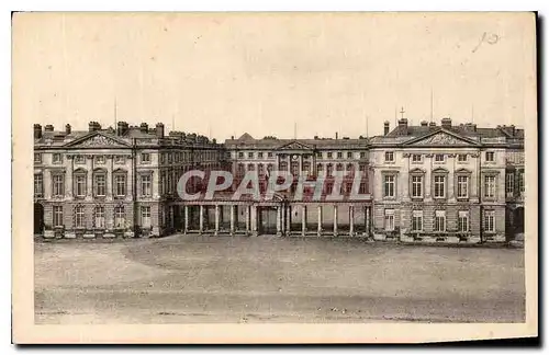 Cartes postales Chateau de Compiegne facade devant la place d'Armes