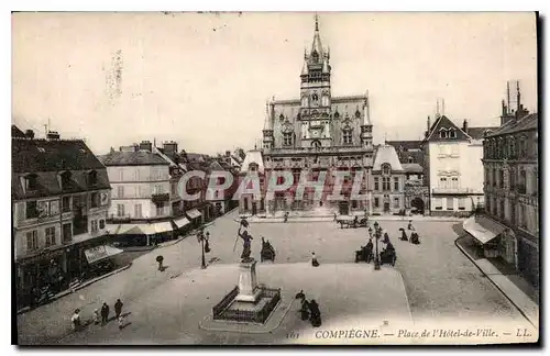 Cartes postales Compiegne Place de l'Hotel de Ville