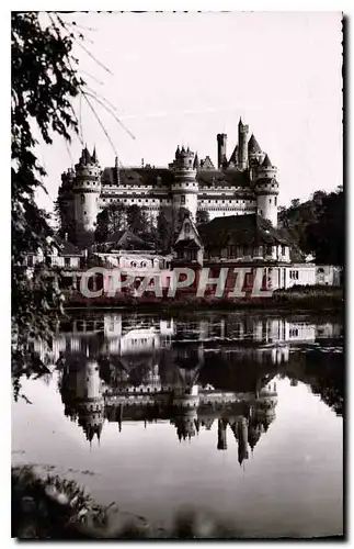 Ansichtskarte AK Pierrefonds Oise le Chateau et l'Etang