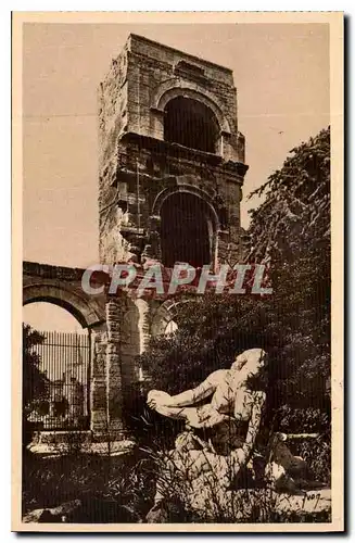 Ansichtskarte AK Arles Bouches du Rhone le Theatre Antique et Statue de Niobe