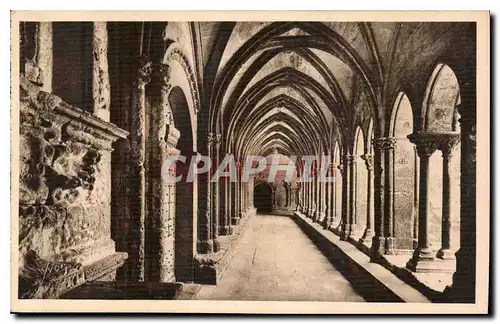 Cartes postales Arles Bouches du Rhone Interieur du Cloitre de St Trophime