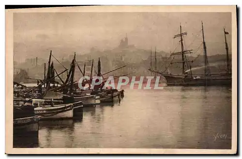 Ansichtskarte AK Marseille Bouches du Rhone un Coin du Vieux Port Bateaux