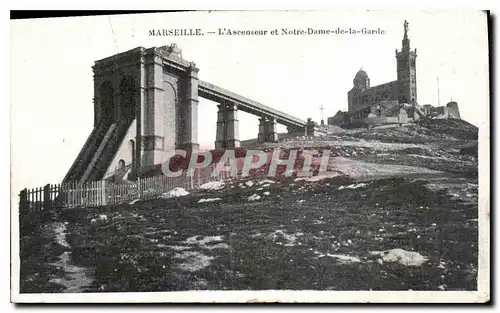 Ansichtskarte AK Marseille l'Ascenseur et Notre Dame de la Garde