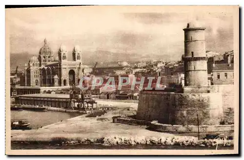 Ansichtskarte AK Marseille B du R Cathedrale de la Major 1852 1893 ou Sainte Marie Majeure et Tour de Lancien Pha