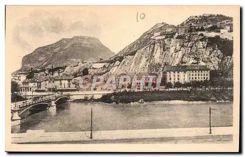 Ansichtskarte AK Grenoble vue sur l'Isere le Casque de Neron et les Forts