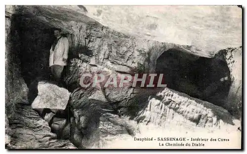 Cartes postales Dauphine Sassenage Interieur des Cuves la Cheminee du Diable