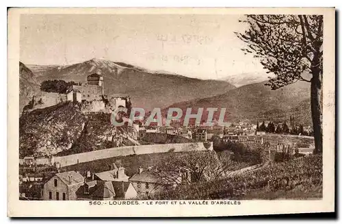 Ansichtskarte AK Lourdes le Fort et la Vallee d'Argeles