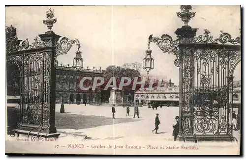 Cartes postales Nancy Grilles de Jean Lamour Place et Statue Stanislas