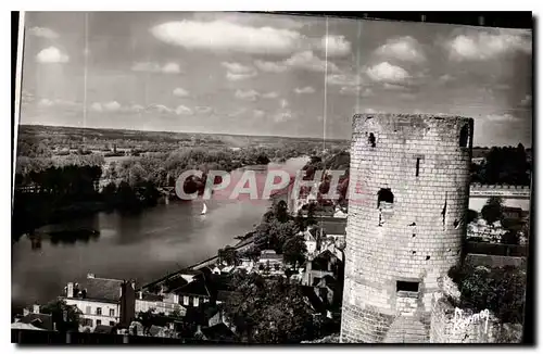 Cartes postales Images de France les Chateaux de la Loire Chinon la Tour du Coudray et la Vallee de la Vienne