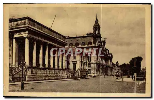 Cartes postales Tours I et L le Palais et l'Hotel de Ville