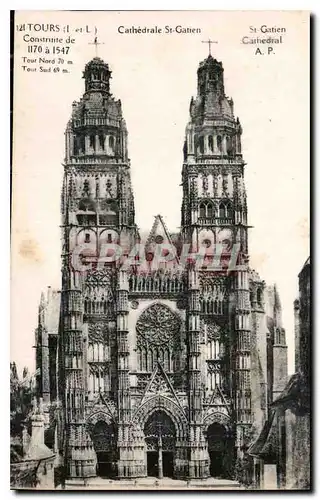 Cartes postales Tours I et L Cathedrale St Gatien construite de 1170 a 1547