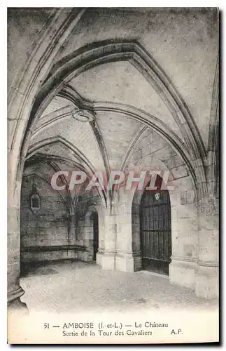Cartes postales Amboise I et L le Chateau Sortie de la Tour des Cavaliers
