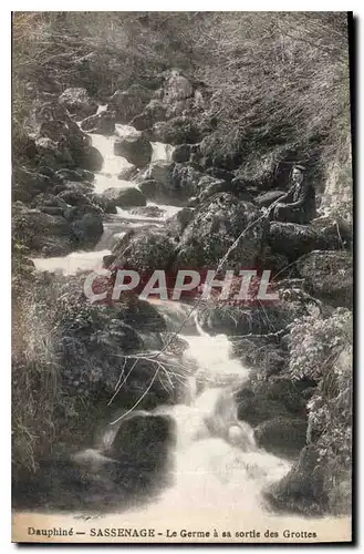 Cartes postales Dauphine Sassenage Le Germe a sa sortie des Grottes