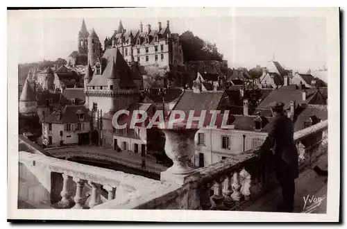 Ansichtskarte AK La Douce France Chateaux de la Loire Chateau de Loches Le Chateau Royal et la Porte des Cordelie