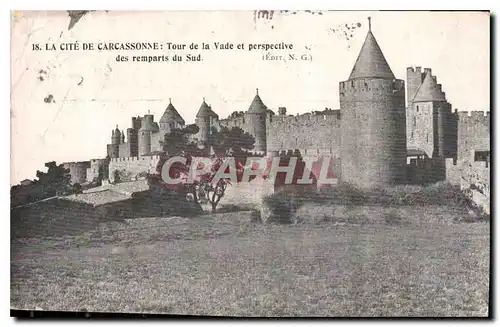 Cartes postales La Cite de Carcassonne Tour de la Vade et perspective des remparts du Sud