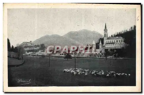 Ansichtskarte AK Lourdes la Basilique et le Pic du Jer