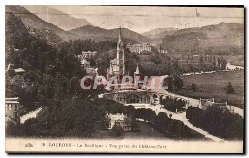 Cartes postales Lourdes la Basilique vue prise du Chateau Fort