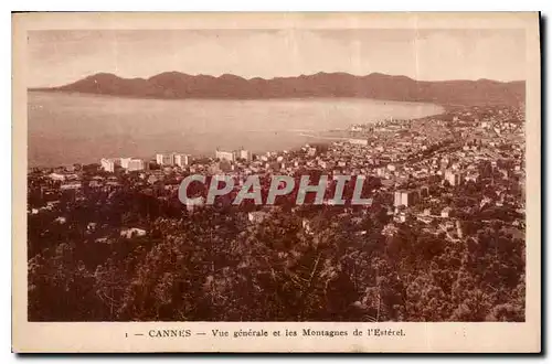 Cartes postales Cannes Vue generale et les Montagnes de l'Esterel