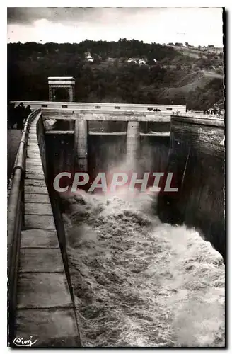 Cartes postales moderne Barrage de Genissiat Vannes d'evacuation au canal du Trop plein