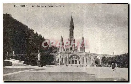Cartes postales Lourdes la basilique vue de face