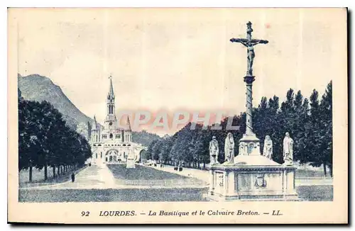 Ansichtskarte AK Lourdes la Basilique et le Calvaire Breton