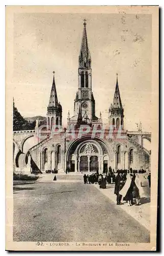 Cartes postales Lourdes la basilique et le Rosaire