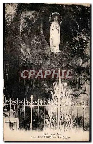 Cartes postales Les Pyrenees Lourdes La Grotte