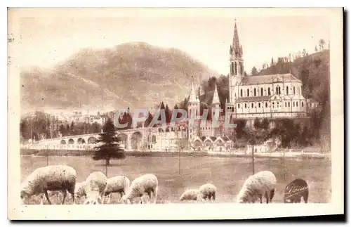 Cartes postales Lourdes la Basilique et le Pic du Jer