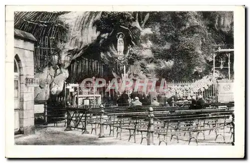 Cartes postales Lourdes la Grotte miraculeuse