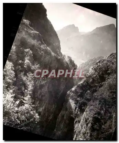 Cartes postales St Sauveur H P la Gorge des Hollandais