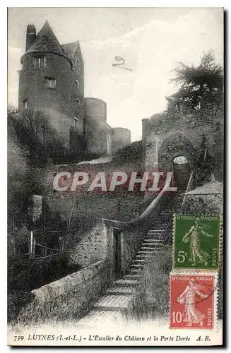 Cartes postales Luynes I et L L'Escalier du Chateau et la Porte Doree