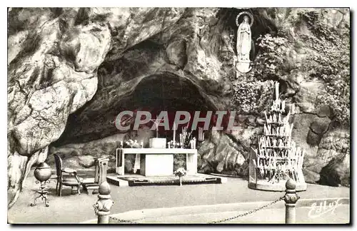 Ansichtskarte AK Lourdes La Grotte Miraculeuse