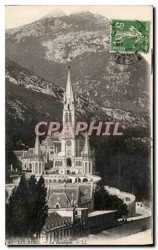 Cartes postales Lourdes La Basilique