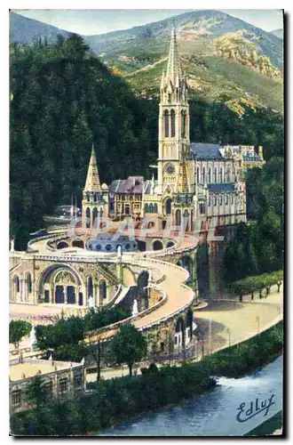 Cartes postales Lourdes La Basilique et le Gave