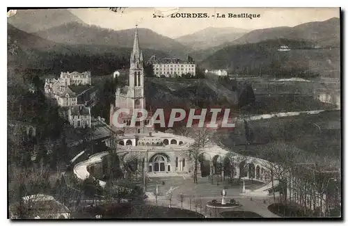 Cartes postales Lourdes La Basilique