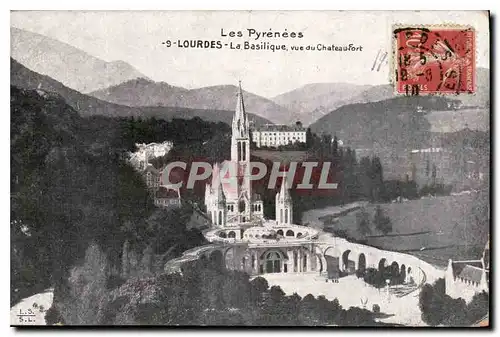 Cartes postales Les Pyrenees Lourdes La Basilique vue du Chateau Fort