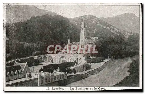 Cartes postales Lourdes La Basilique et le Gave