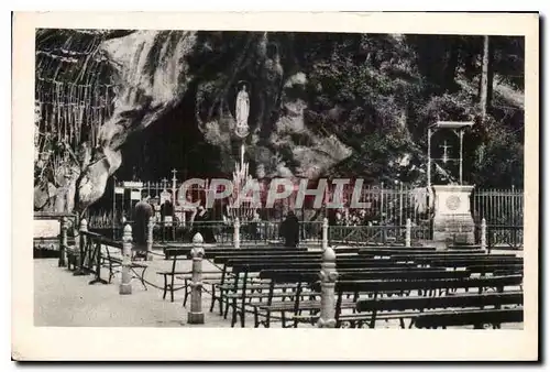 Cartes postales Lourdes La Grotte Miraculeuse