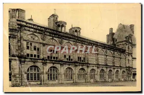 Cartes postales Chateau de Fontainebleau Facade de la Galerie Henri II Cour Ovale