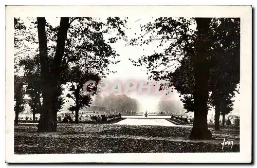 Ansichtskarte AK Fontainebleau Jardin de Palais Le Parterre