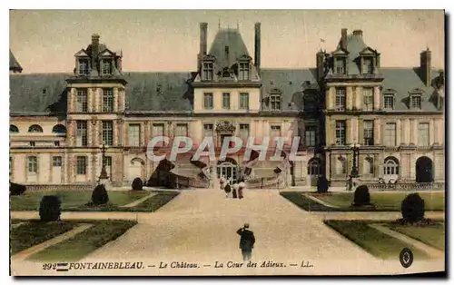 Ansichtskarte AK Fontainebleau Le Chateau La Cour des Adieux