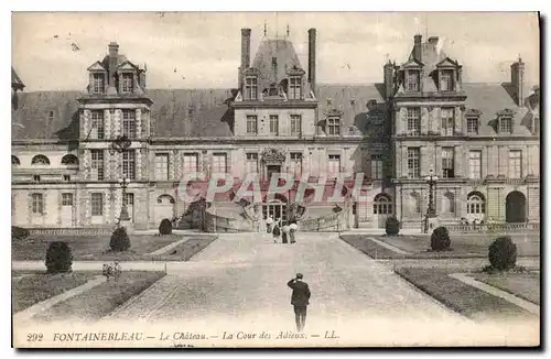 Ansichtskarte AK Fontainebleau Le Chateau La Cour des Adieux