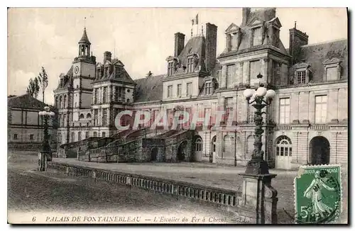 Ansichtskarte AK Palais de Fontainebleau L'Escalier du Fer a Cheval