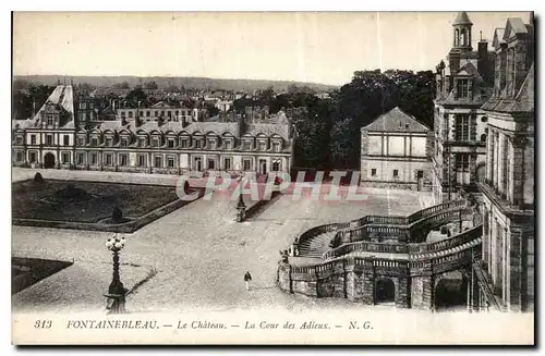 Cartes postales Fontainebleau le Chateau la Cour des Adieux