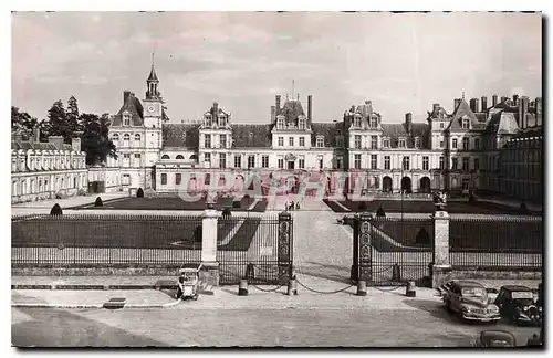 Ansichtskarte AK Palais de Fontainebleau la Grille d'Honneur et la Cour des Adieux