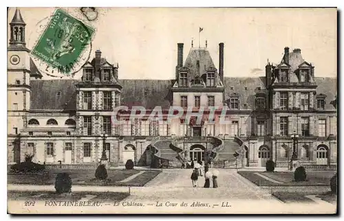 Cartes postales Fontainebleau le Chateau la cour des Adieux